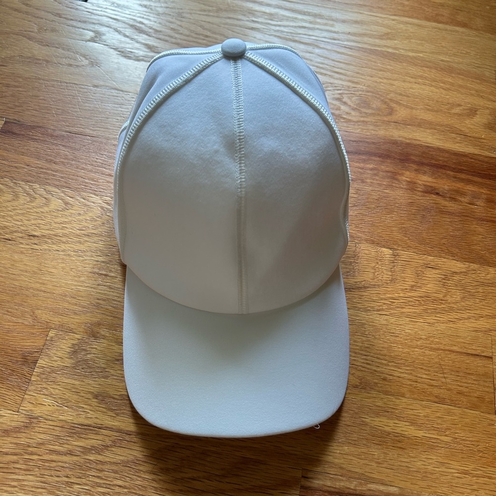 lululemon athletica White Cap